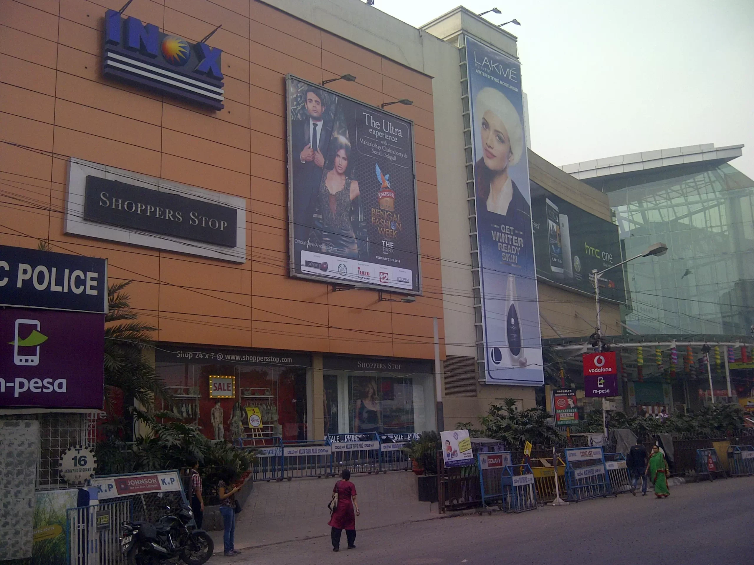 mall_facade (51)